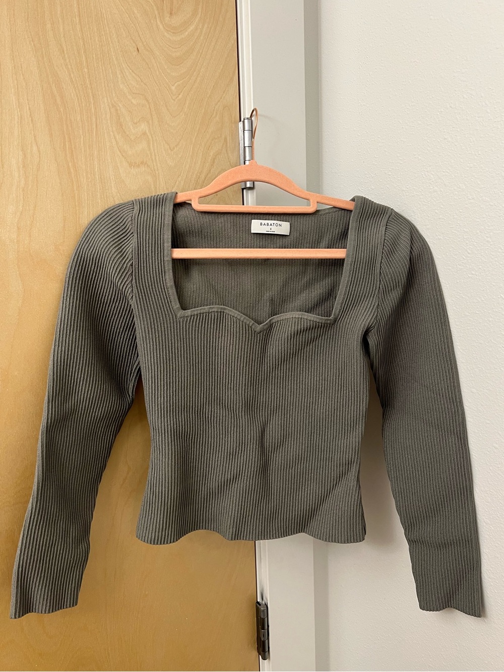 Aritzia Babaton Sweetheart Longsleeve